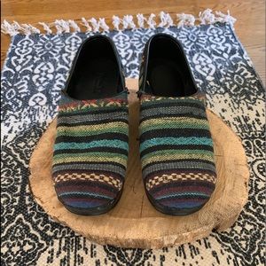 Bjorndal cloth stripe clogs 7.5